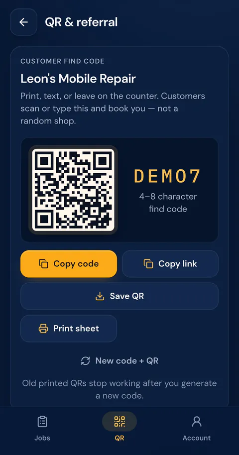 The QR and find code screen in a mechanic's app: a QR code next to the find code DEMO7, with buttons to copy the code or link, save the QR, and print a sheet.